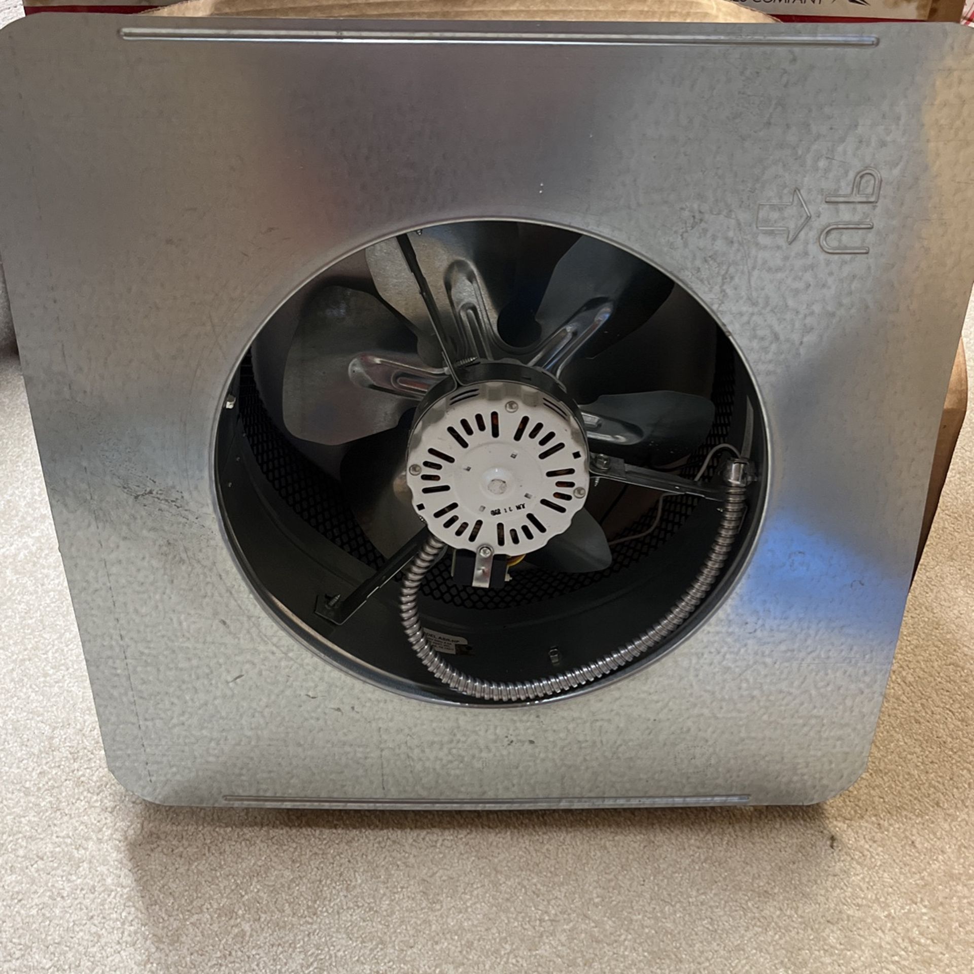 Attic air vent