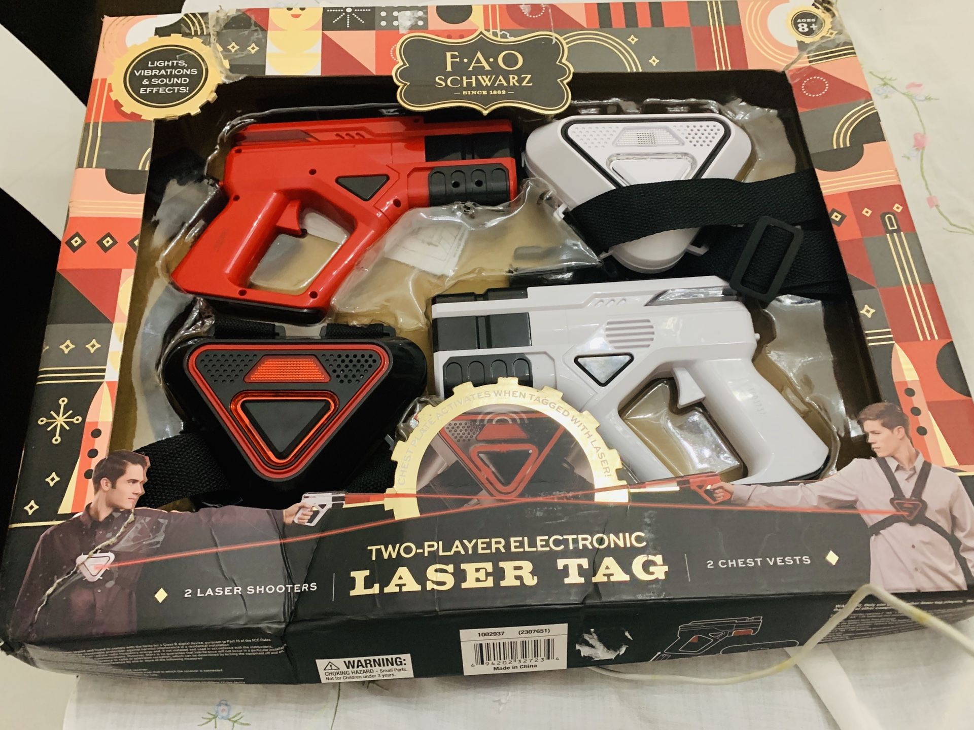 fao schwarz electronic laser tag