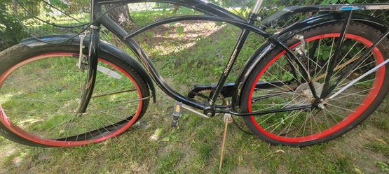 Schwinn Clairmont Bicicle Black And Red Thumbnail