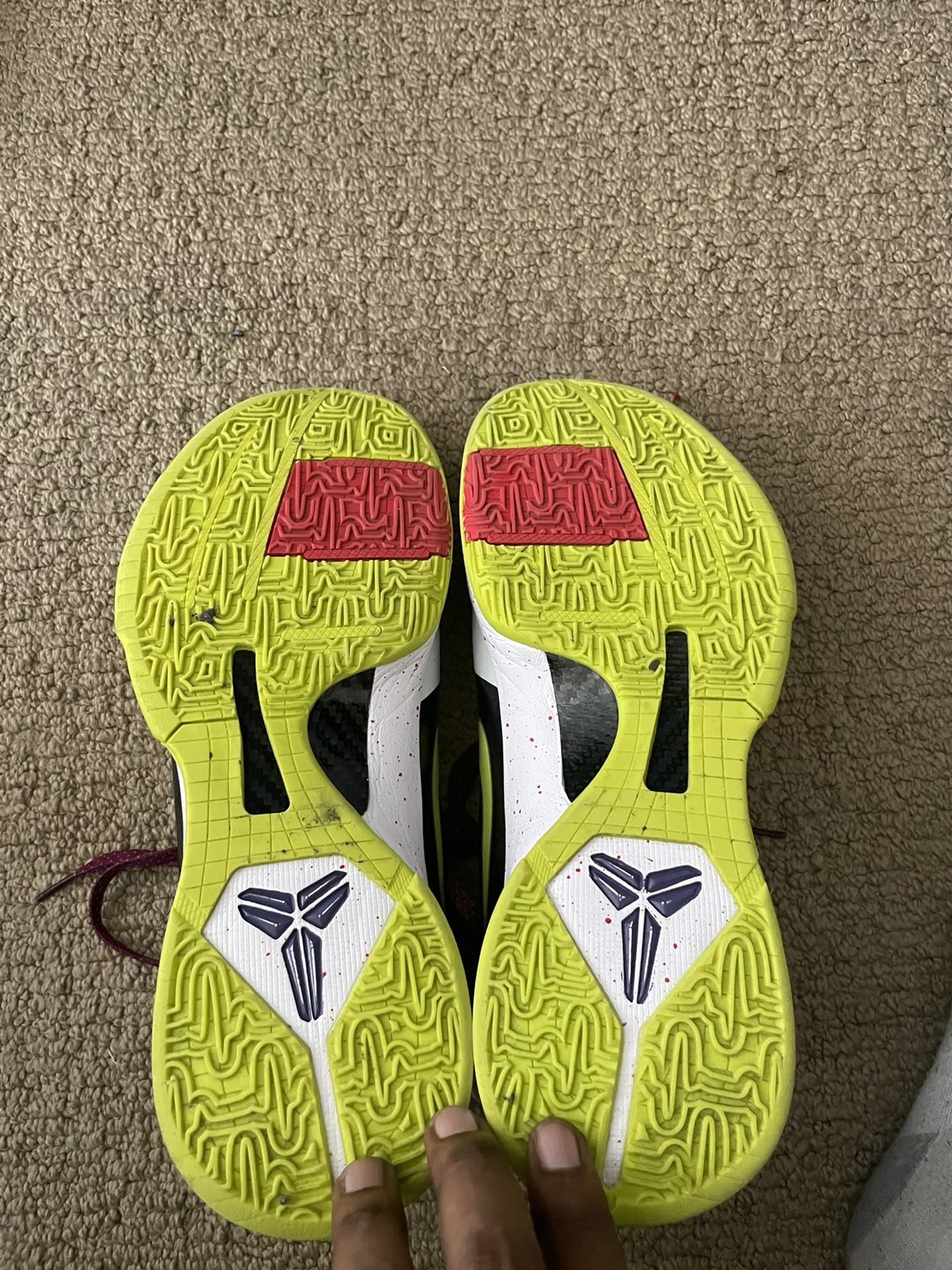 Kobe Protro Chaos Size 12