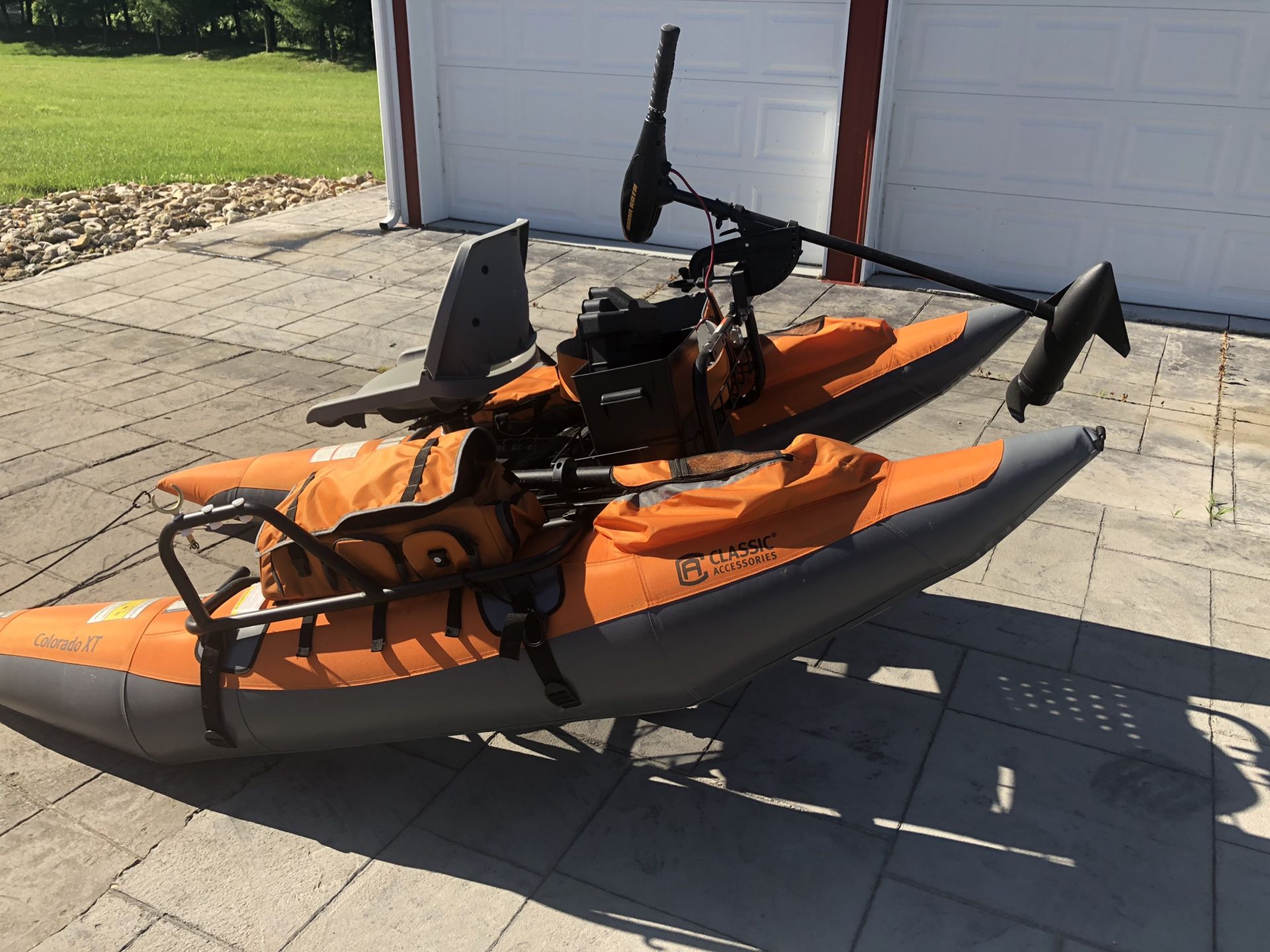 Colorado xt single seat. Fishing pontoon w/electric trolling motor. for ...