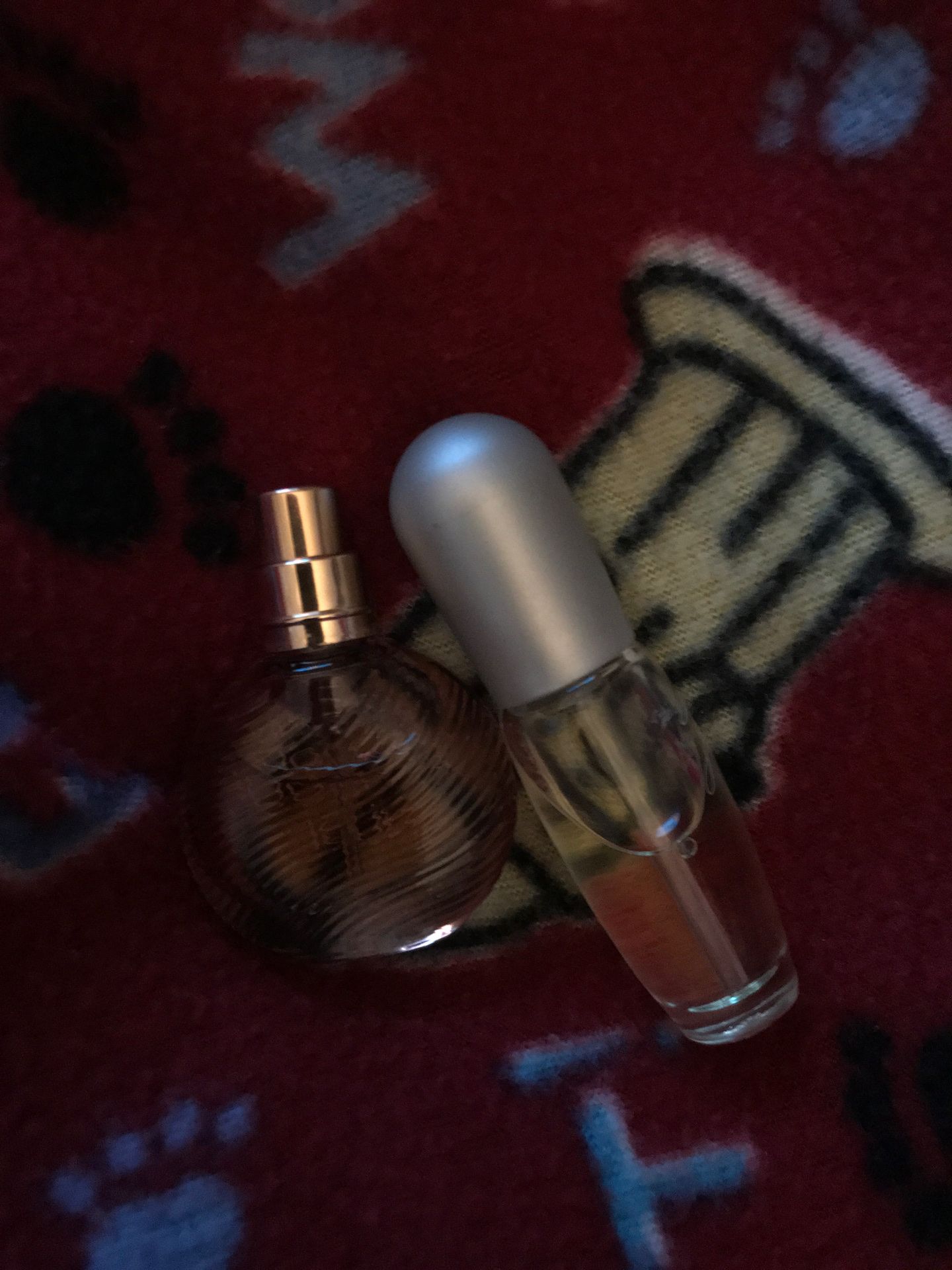 Ladies perfume it’s 2 for ten