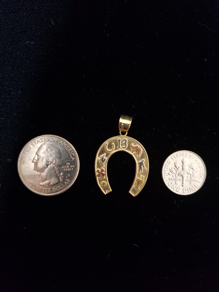 10kt Gold LUCKY 7 TALISMAN Pendant