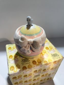 VTG Precious Moments by Enesco 2001 “Hatched With Love” 104849 Easter Chick NIB Thumbnail