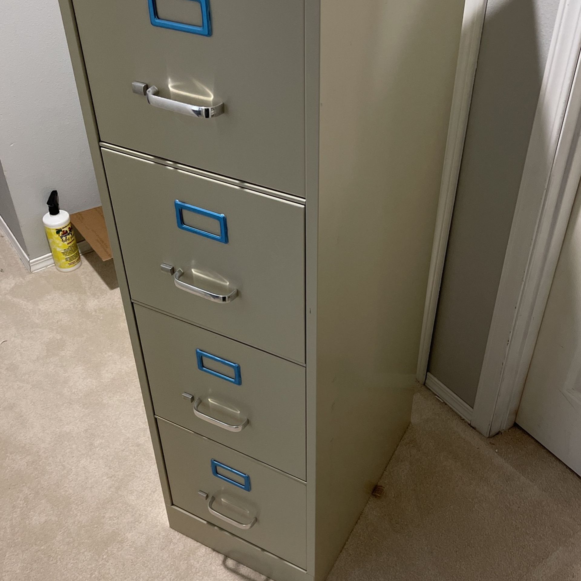4 Drawer Filing Cabinet