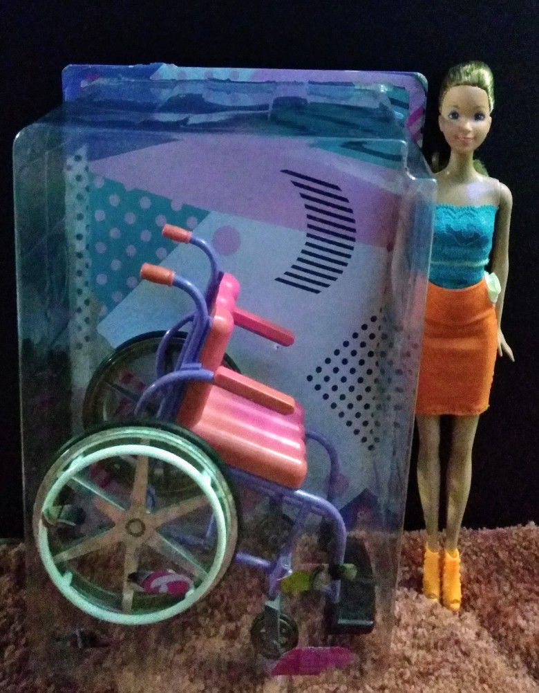 Share a Smile Becky's Wheelchair & Heart Family Barbie Doll. 