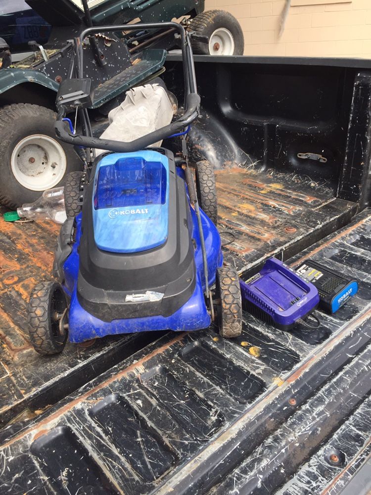 Battery Powered Lawnmower / Riding Lawnmower Shell