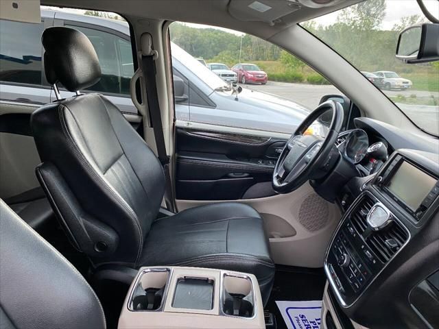 2013 Chrysler Town & Country