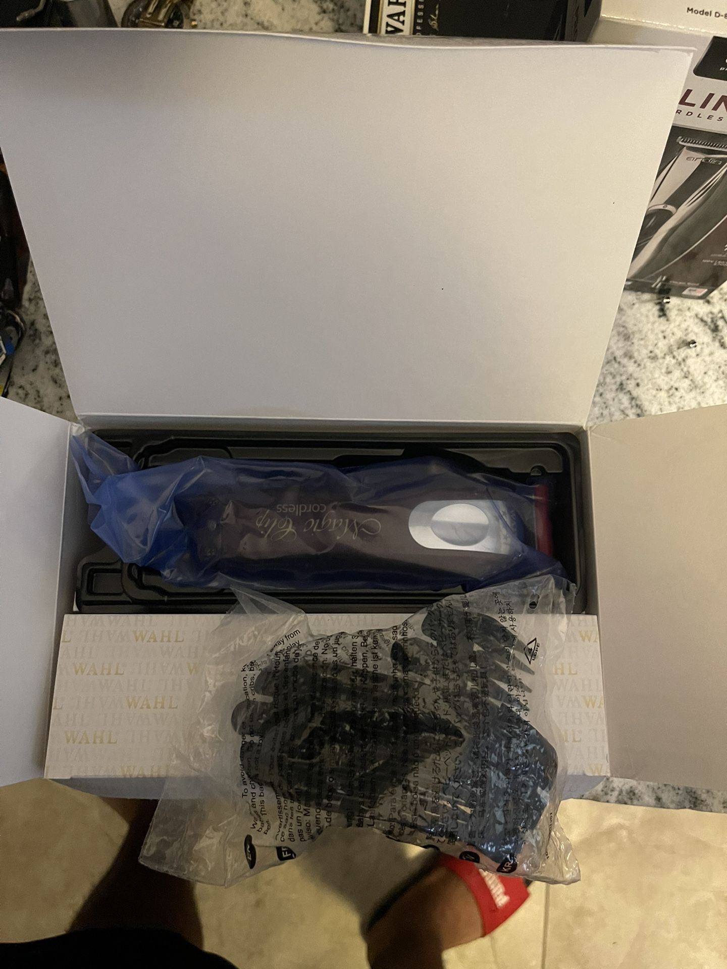 BARBER KIT / Wahl Magic Clippers/ Andis Shaver / Slim Pro