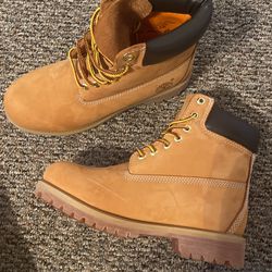 Brand New In Box MEN OR WOMENS TIMBERLAND BOOTS Thumbnail