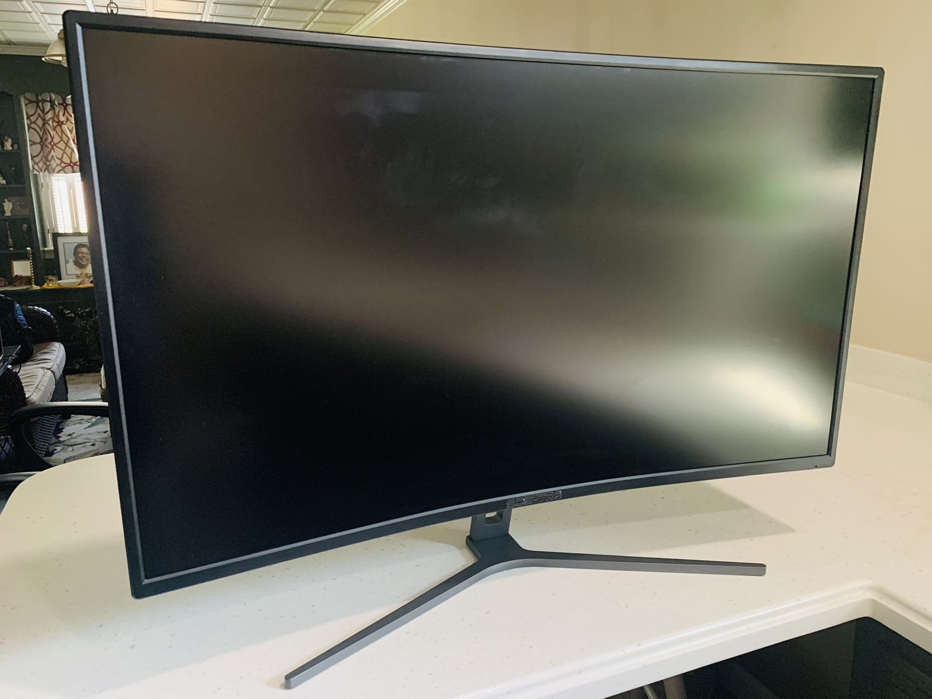 Sceptre Curved 32-inch Monitor