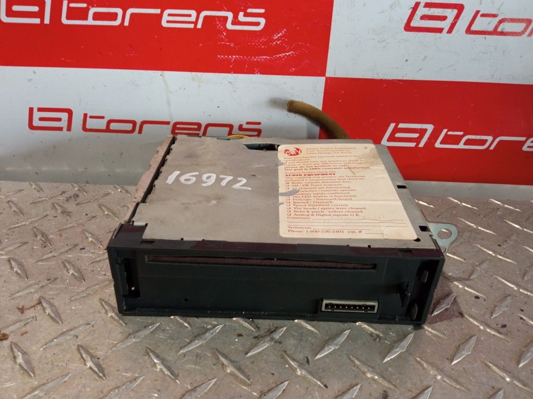 Multimedia System For 2001 Toyota Sienna Stock 16972