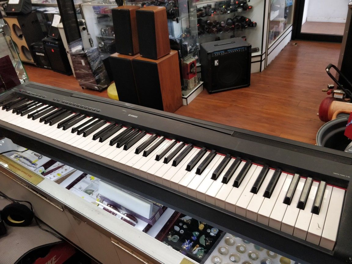 Yamaha P85 Digital Piano FOR PARTS for Sale in Pasadena, CA OfferUp
