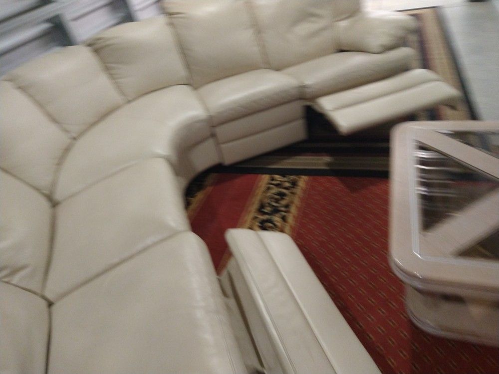 SPFA NATUZZI 100% REAL LEATHER RECLINER MANUAL.. DELIVERY SERVICE AVAILABLE 🚚