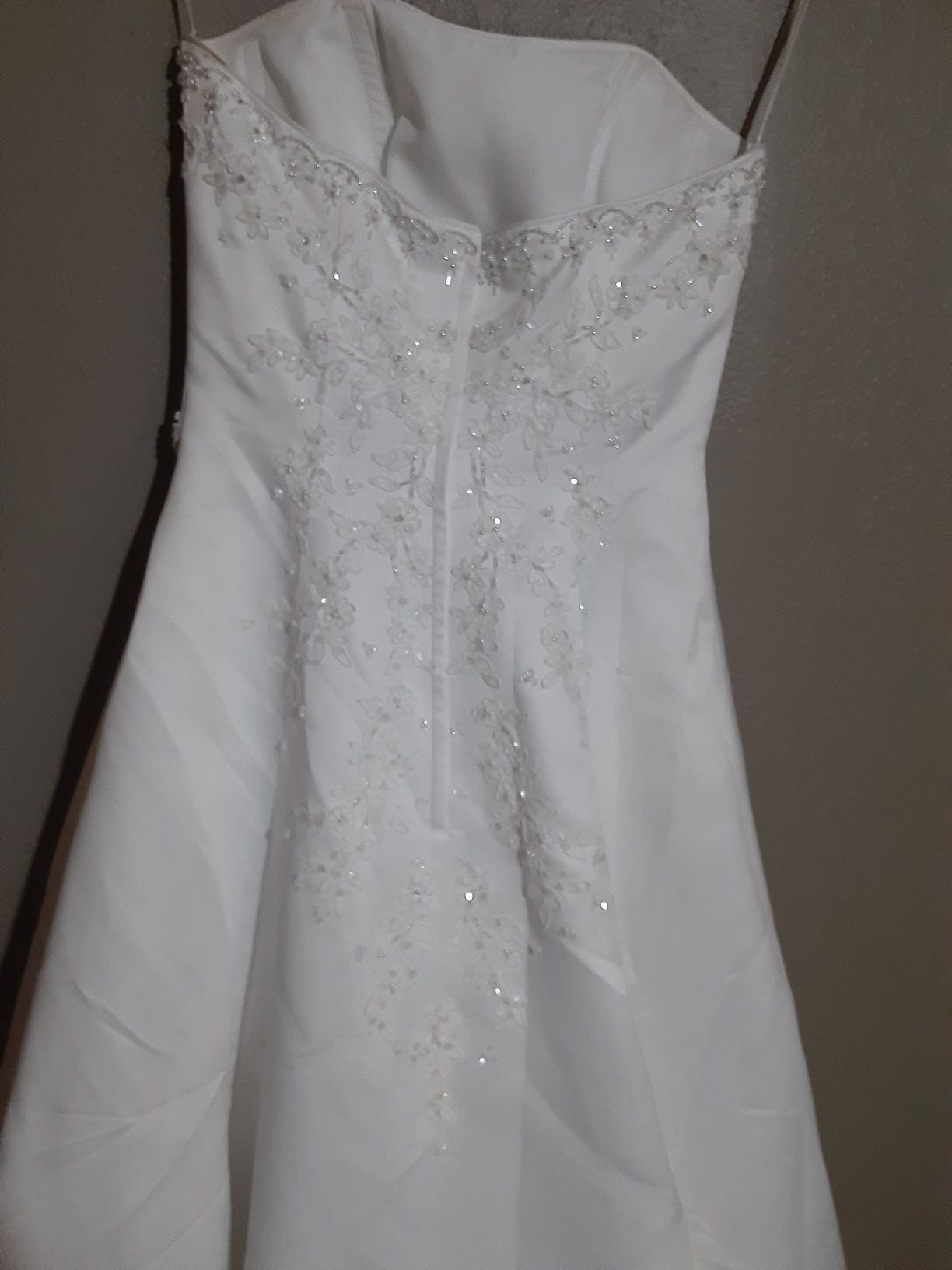 Davids Bridal size 8 wedding dress