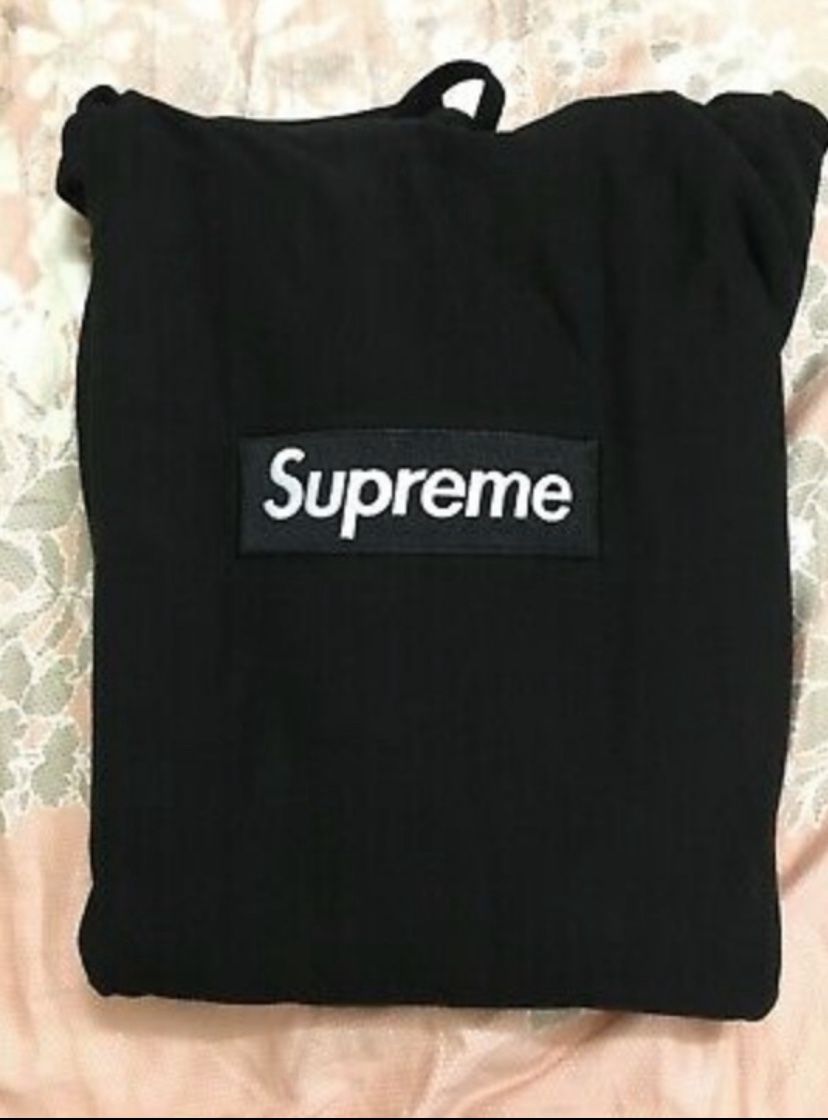 Black Supreme Hoodie