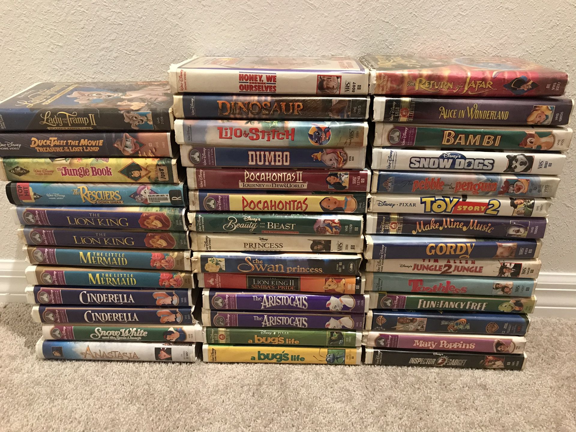 Classic Walt Disney VHS for Sale in Riverview, FL - OfferUp