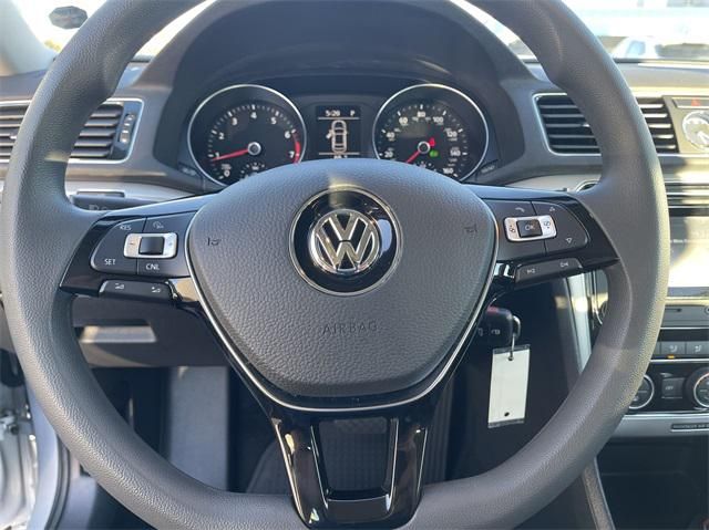 2017 Volkswagen Passat