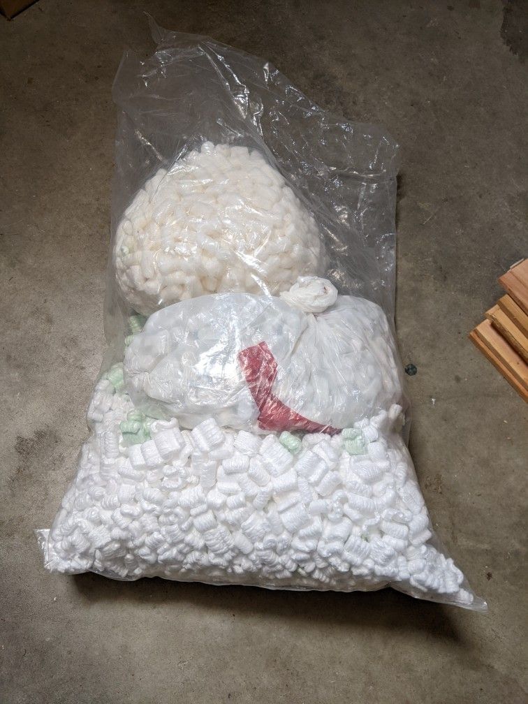 Free Packing Peanuts for Sale in Bothell, WA OfferUp