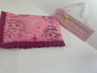 Disney Princess Cinderella SnowWhite & Aurora Crochet Baby Blanket Gift Set Thumbnail