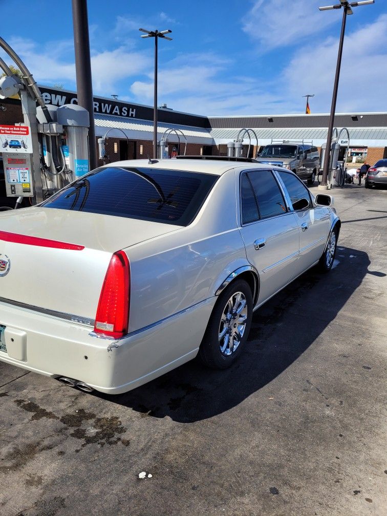 2008 Cadillac DTS