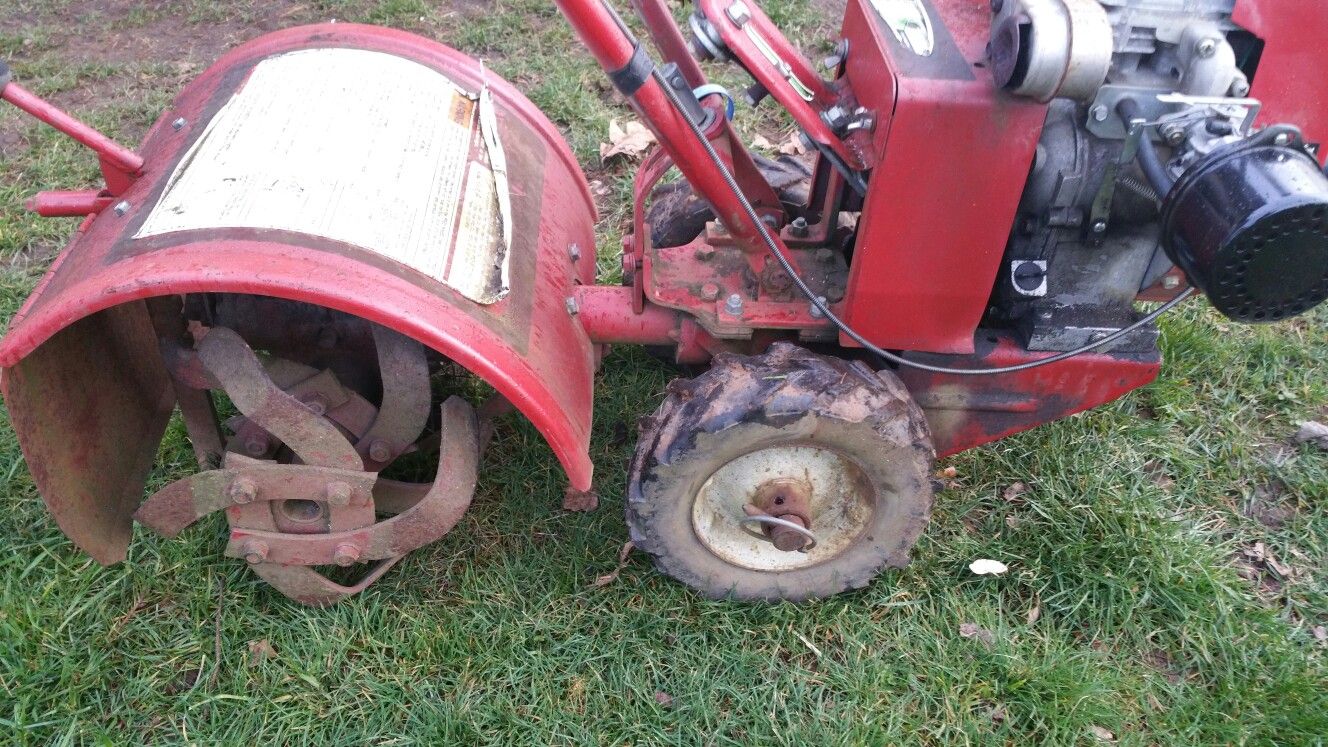 TroyBilt "JUNIOR" Rear Tine Rototiller for Sale in Salem, OR OfferUp