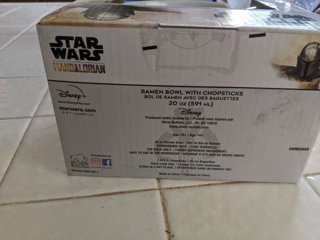 Mandalorian Ramen Bowl w/ Chopsticks