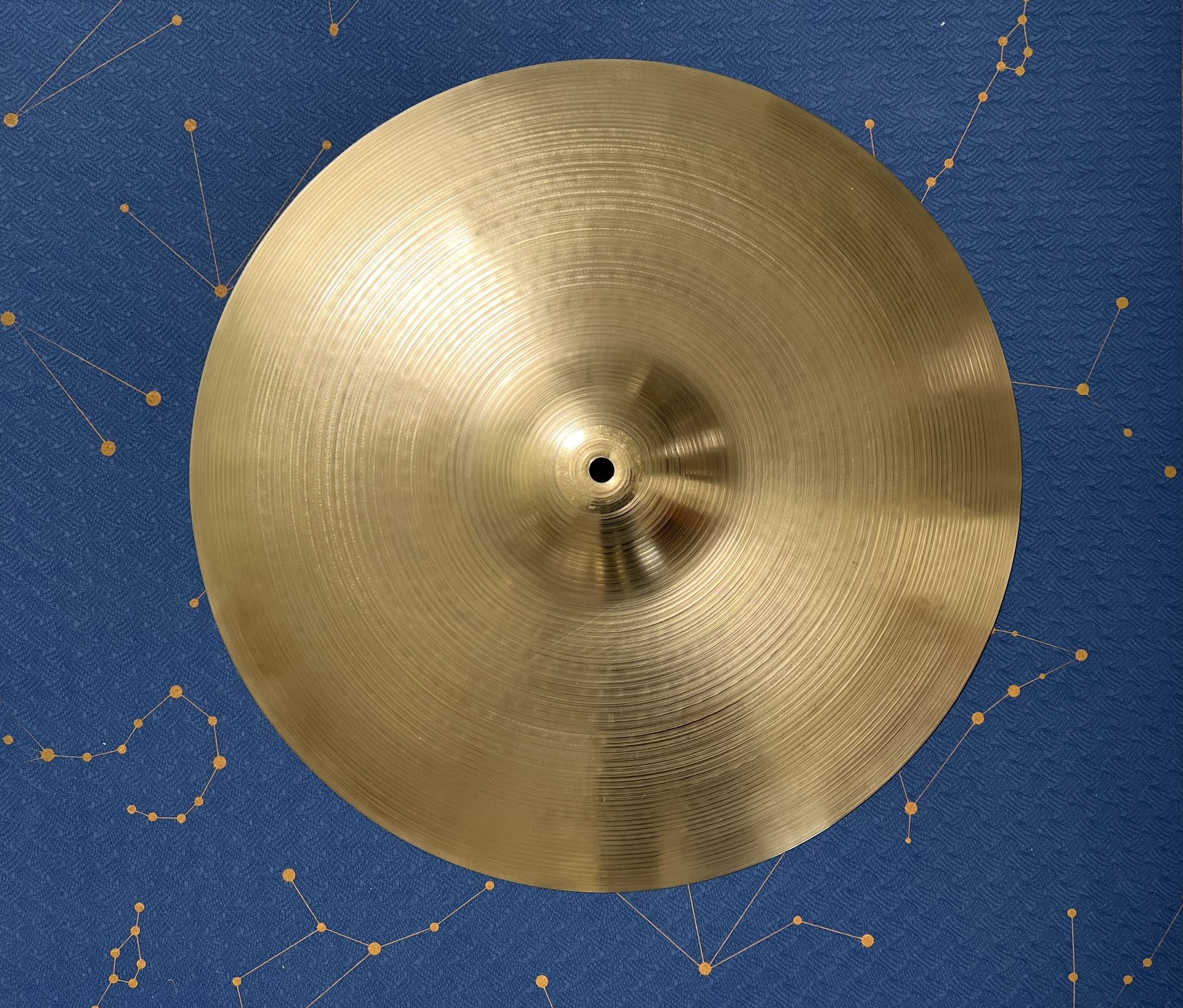 Ziljian 18” crash cymbal thin Vintage