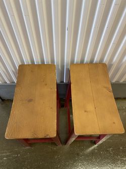 Table And Stools For $95 Thumbnail
