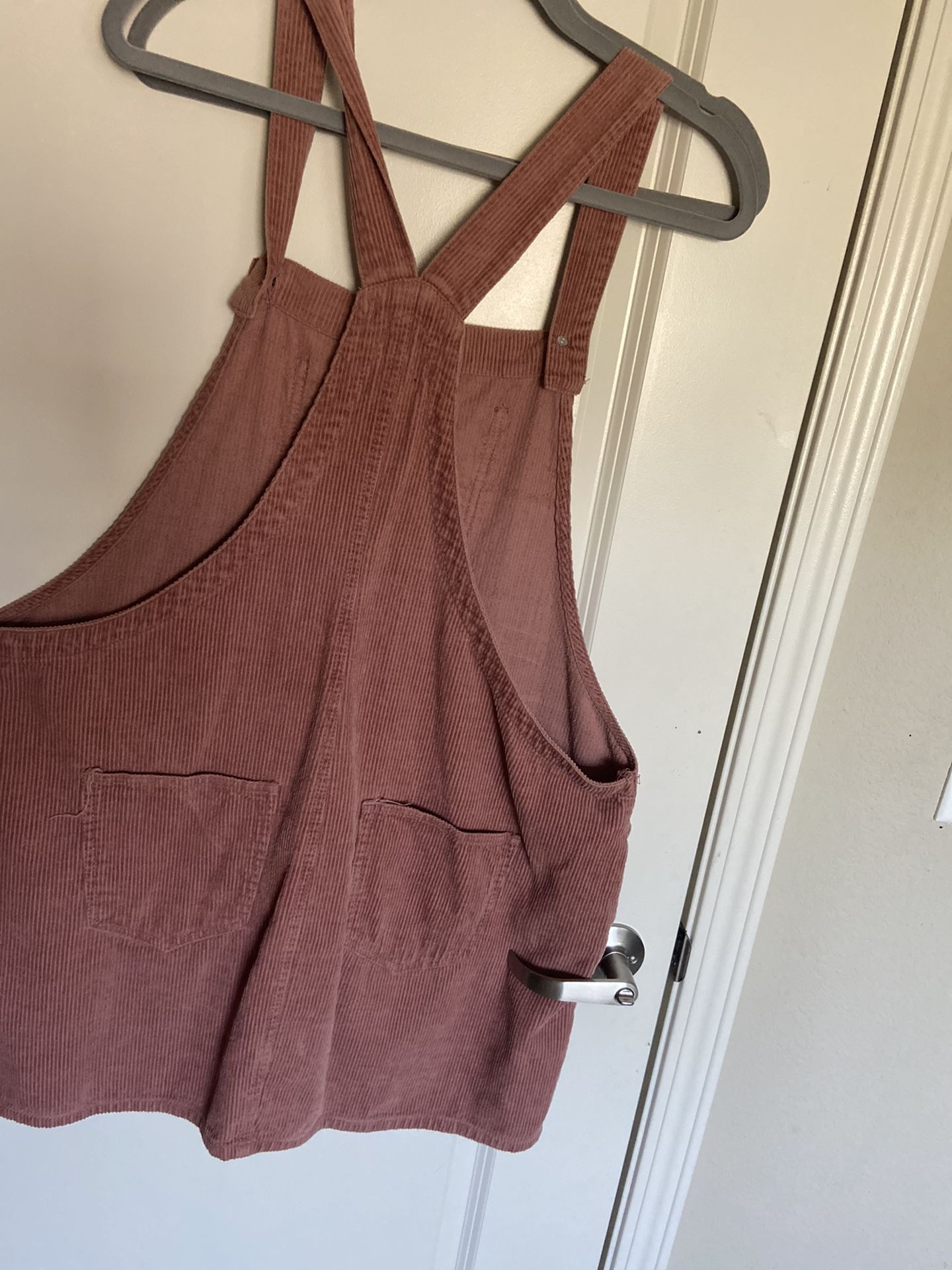Cute nude pink coteroy overall dress