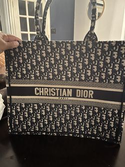  Dior Tote Bag  Thumbnail