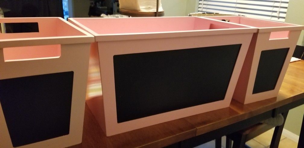 Baskets With Chalkboard Face