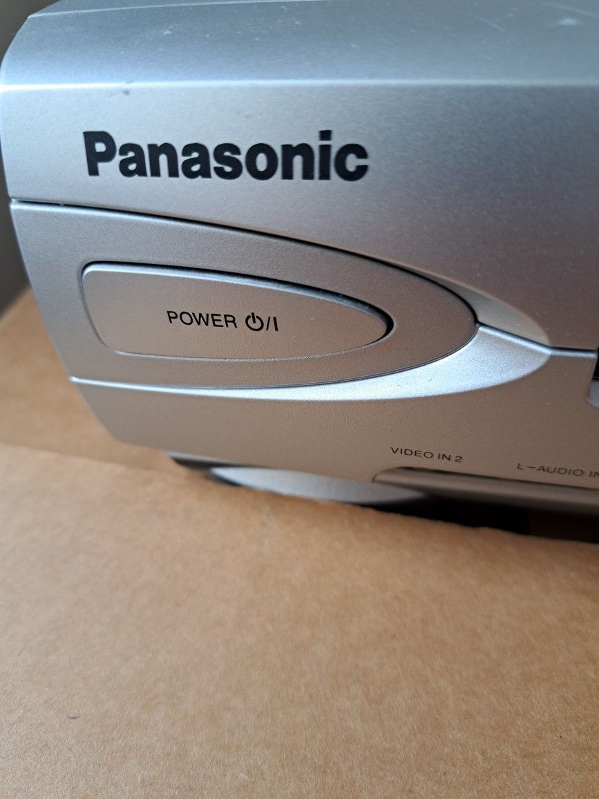 Panasonic PV-4524S VHS Player with Remote