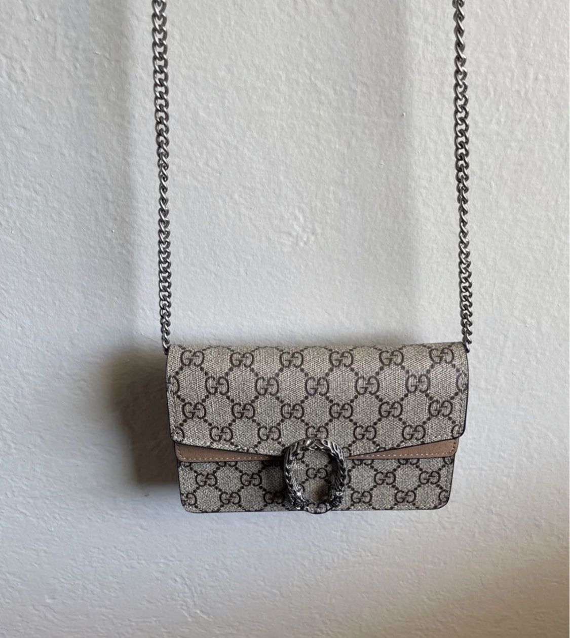 GUCCI Dionysus Supreme Chain wallet