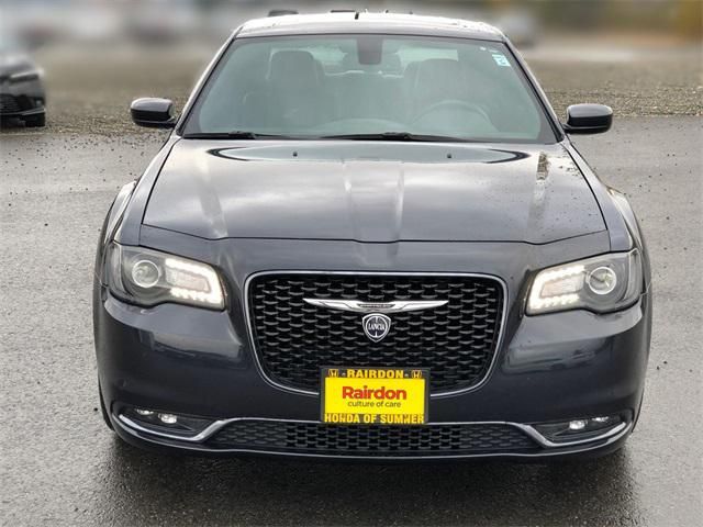 2017 Chrysler 300