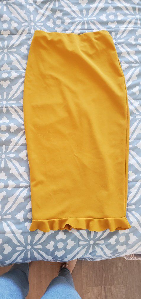 Yellow Pencil Skirt XS - Never Worn