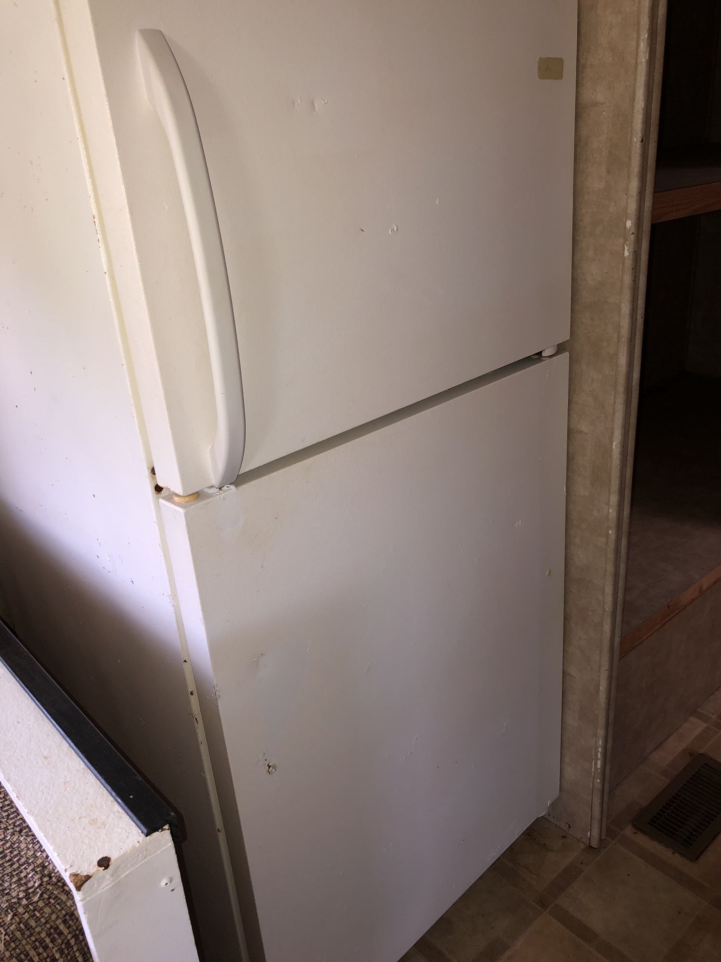 2006 Pioneer travel trailer