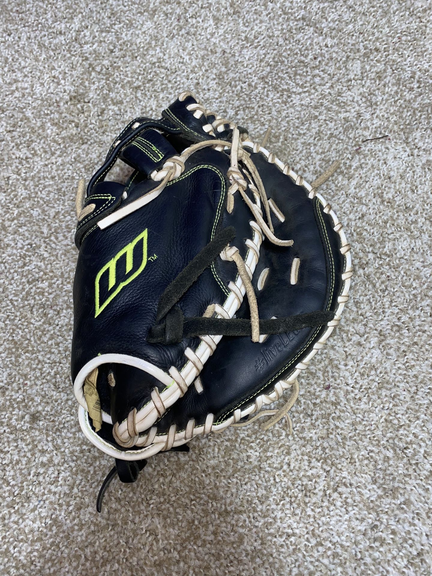 Softball Catchers Mitt