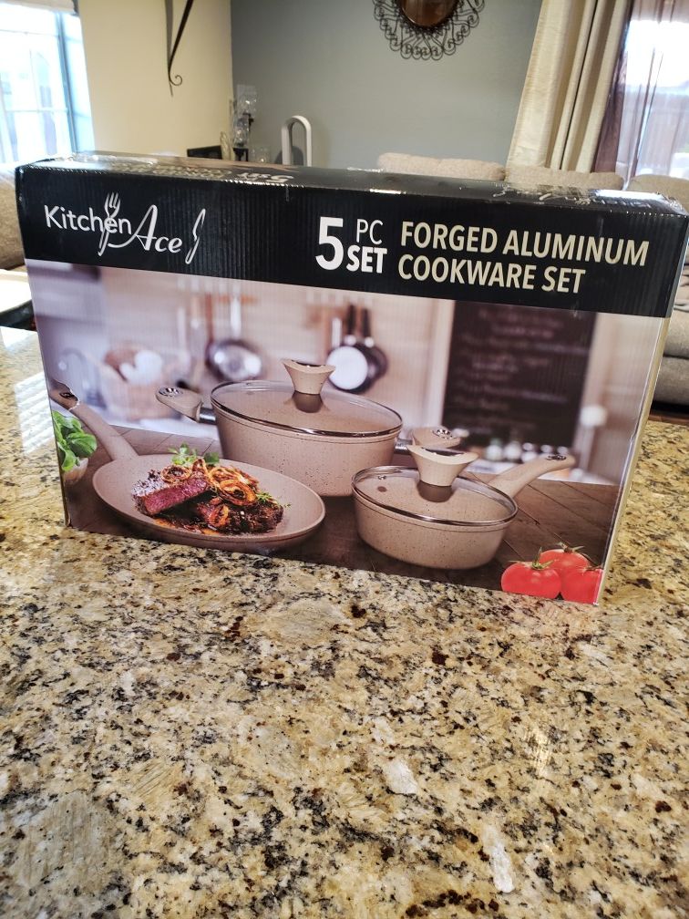 Cookware set new