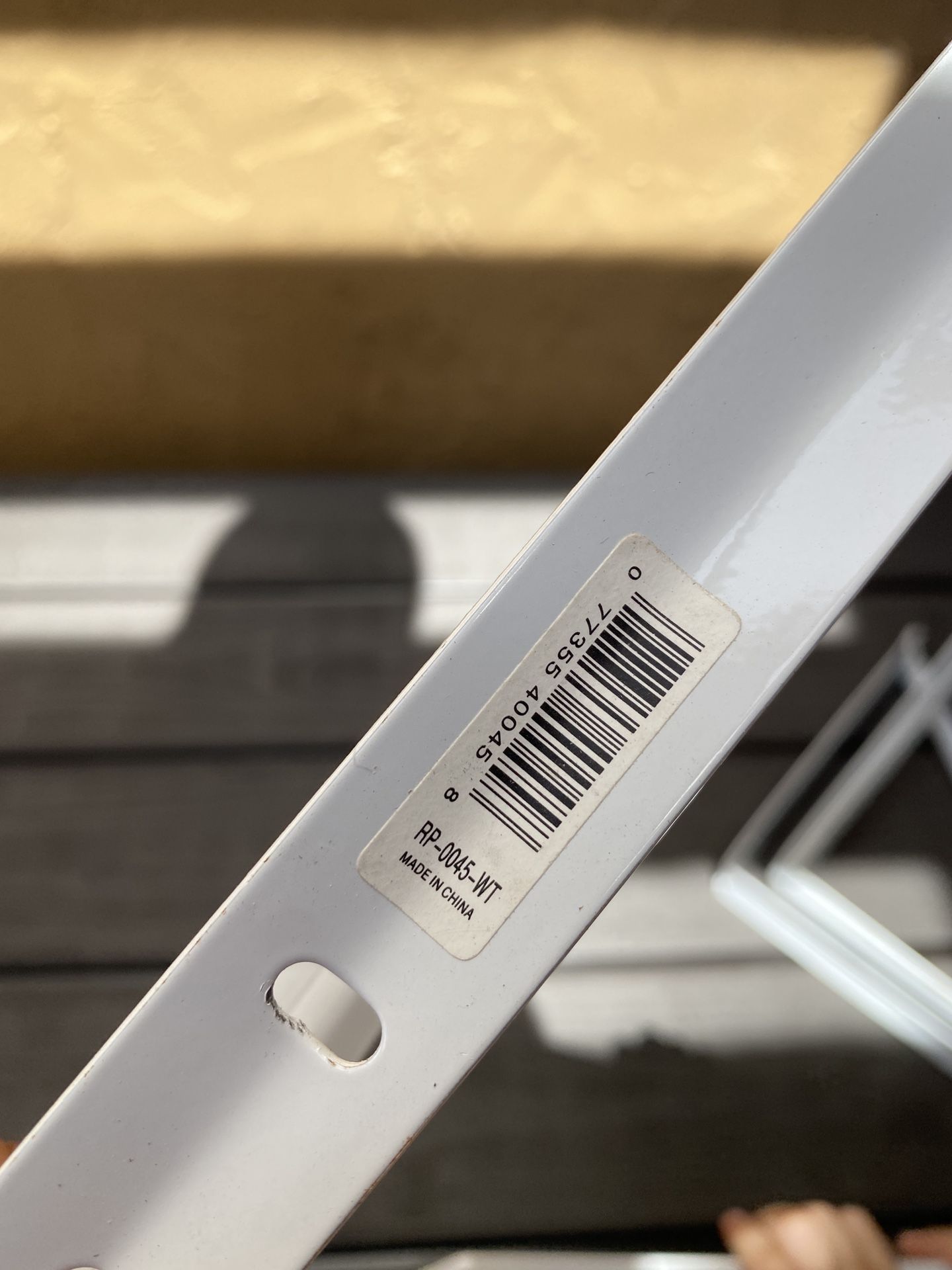 White Heavy-Duty Shelf Bracket and Rod Support