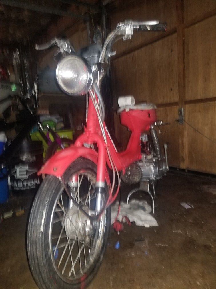 Vintage Suzuki Fa50
