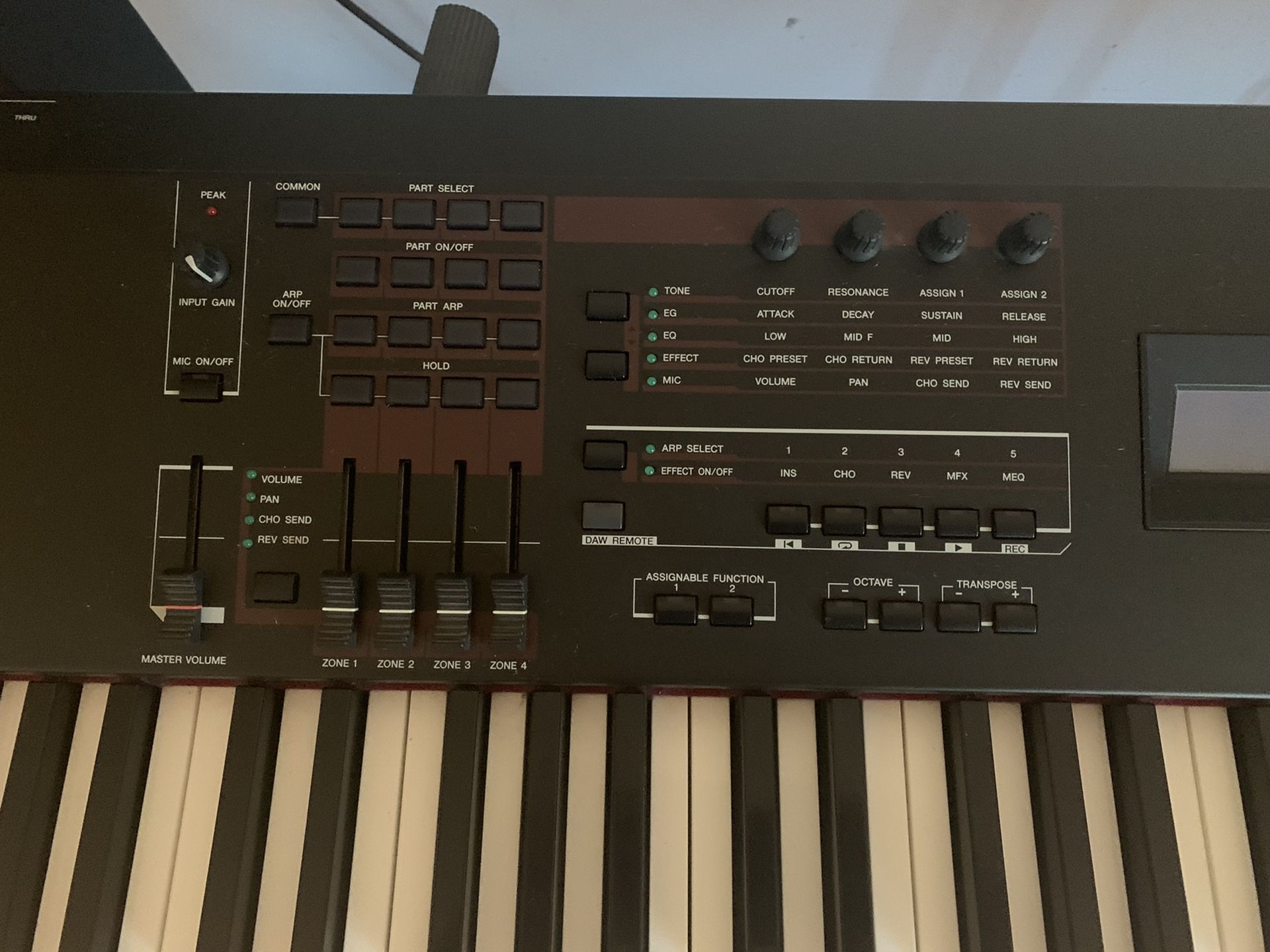 Yamaha s90xs synth keyboard for Sale in Riverside, CA OfferUp