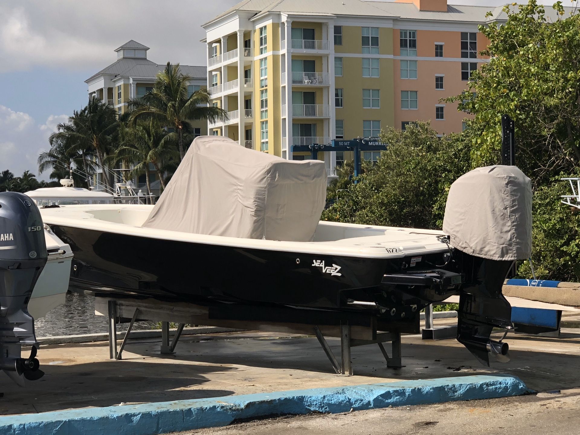 Outboards * 2016 350 Yamaha with lots Only 180 hrs FBW DEC Marine
