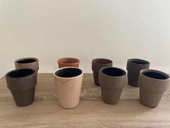 17 Assorted Small Ceramic Planters For Succulents And Tiny Plants Thumbnail