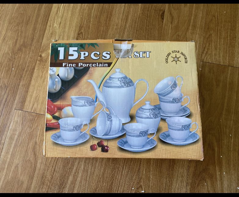 New 15 Piece Tea Set