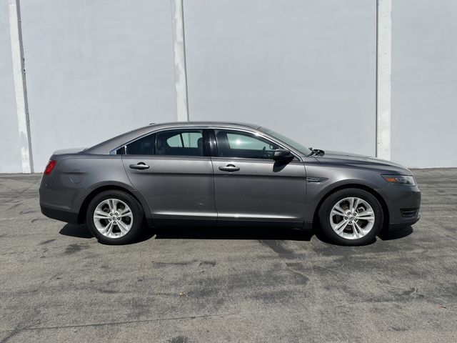 2014 Ford Taurus