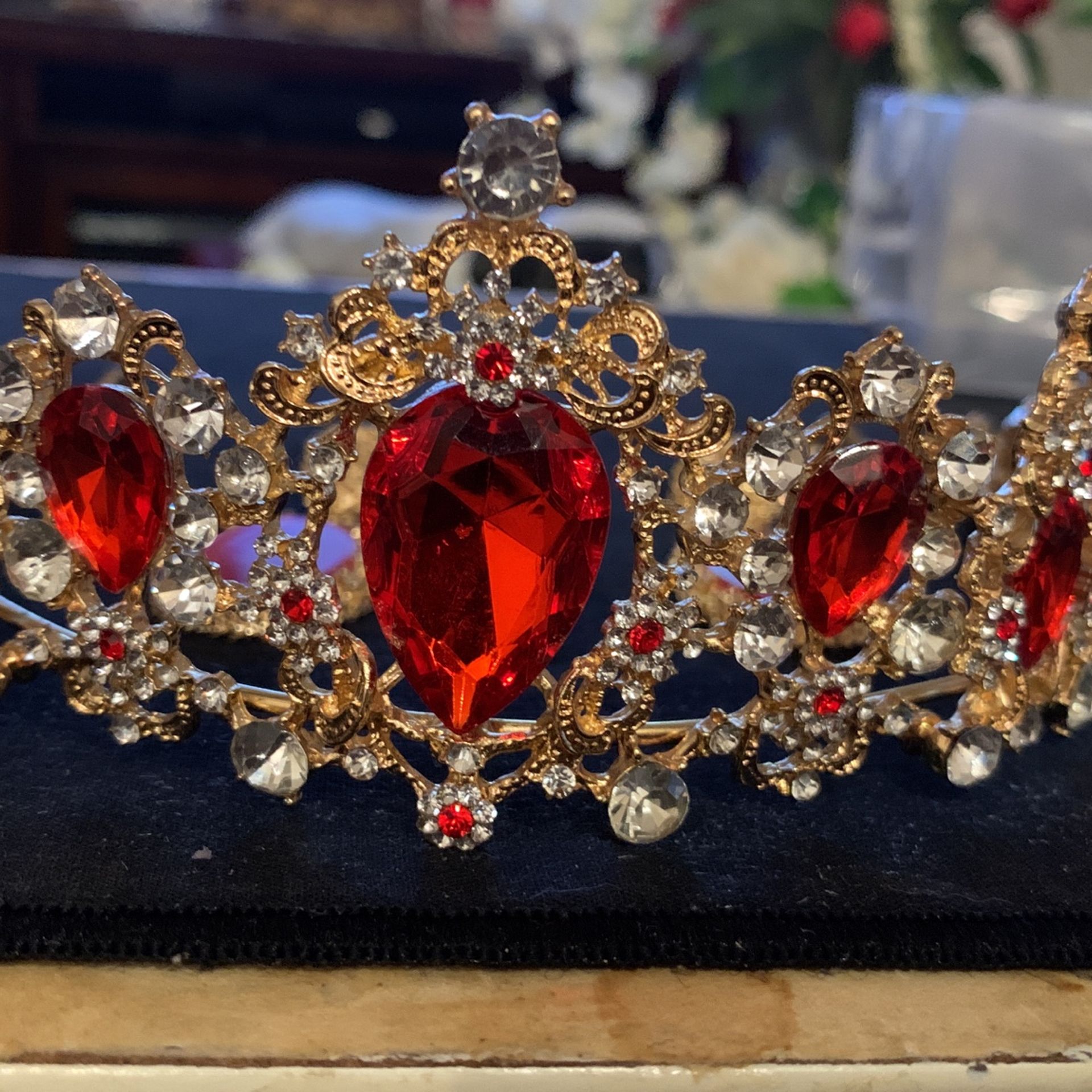 Red Crystal Princess Tiara Rhinestones Like Diamonds With Matching beautiful Earrings. In Its Case New Never Use Pd $139.00
