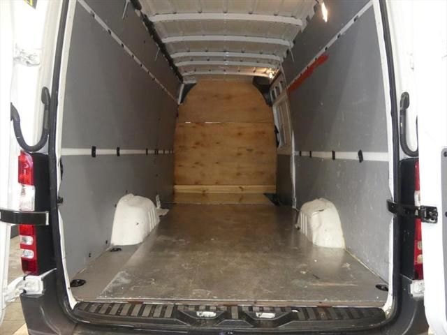 2013 Mercedes-Benz Sprinter Cargo Vans
