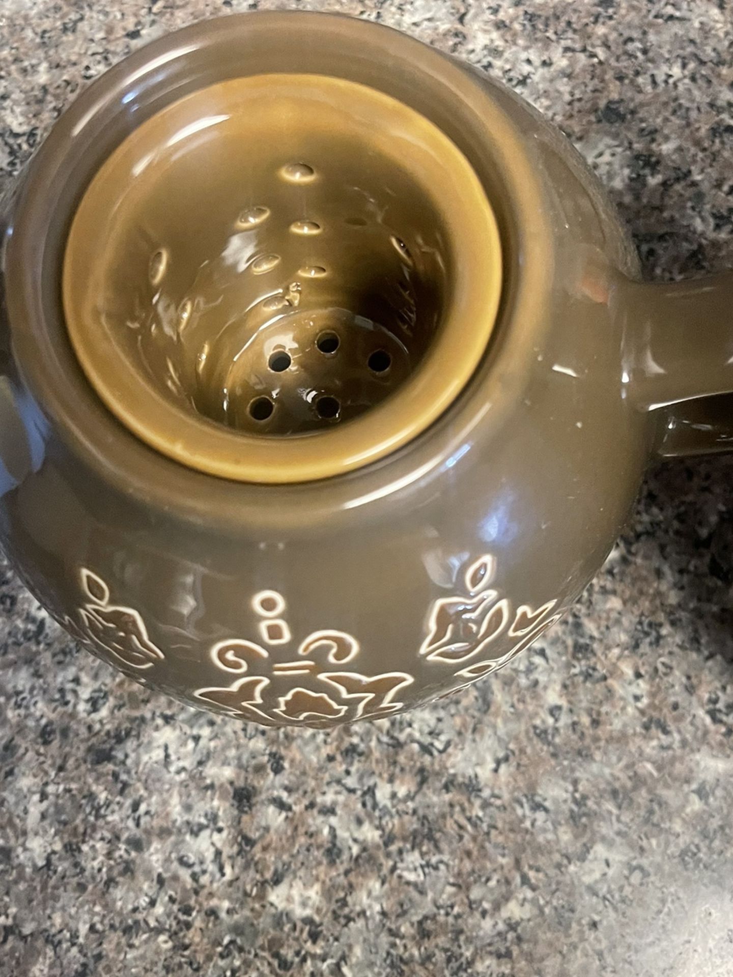 Tea Pot And 4 Cups Set