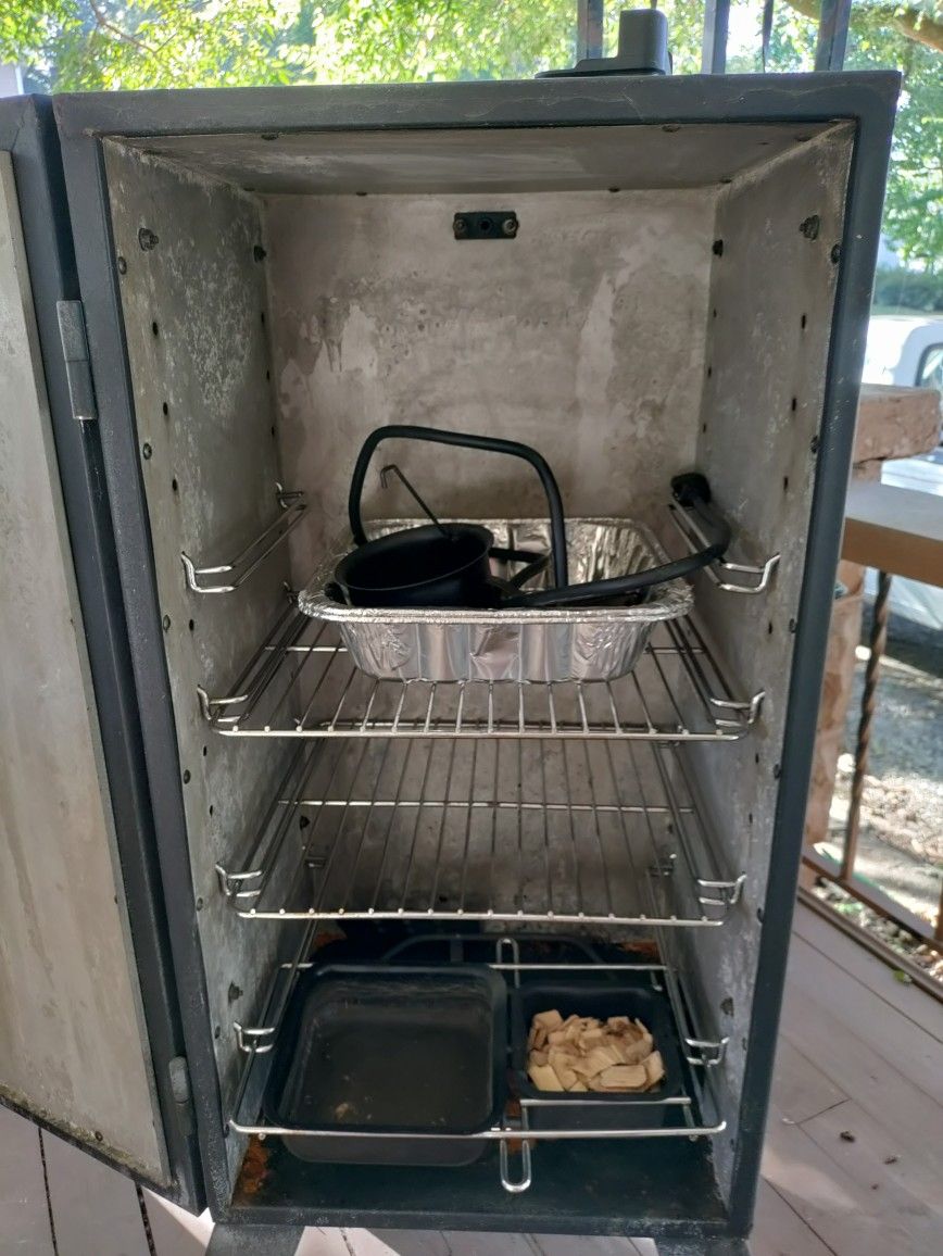 Electric Smoker
